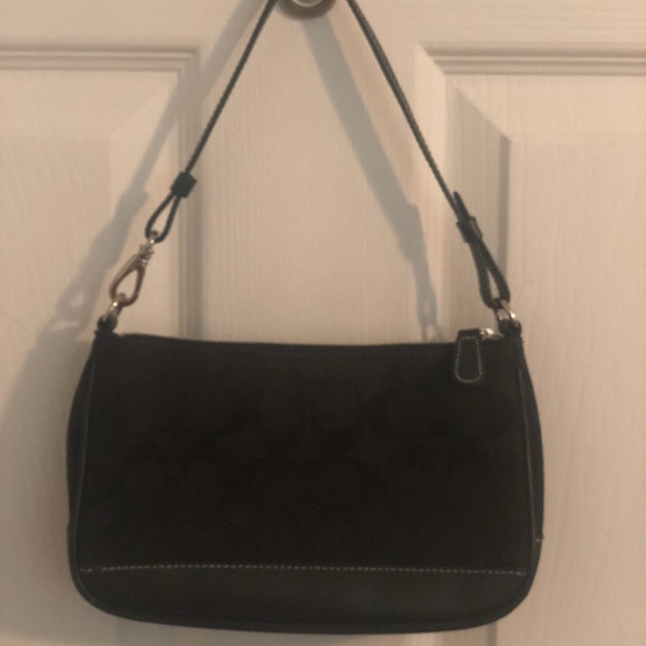 Coach Handbags - Small Coach Handbag Coach Handbags - Small Coach Handbag